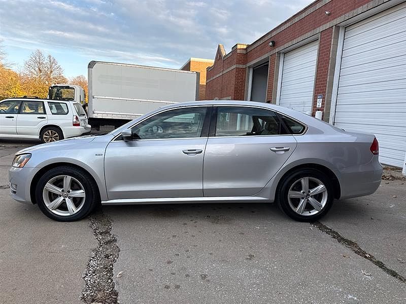 2015 VOLKSWAGEN Passat