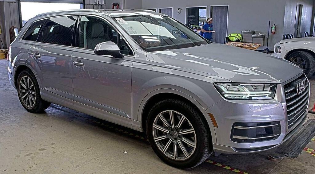 2019 AUDI Q7