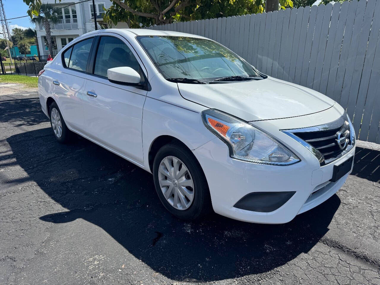 2018 NISSAN Versa
