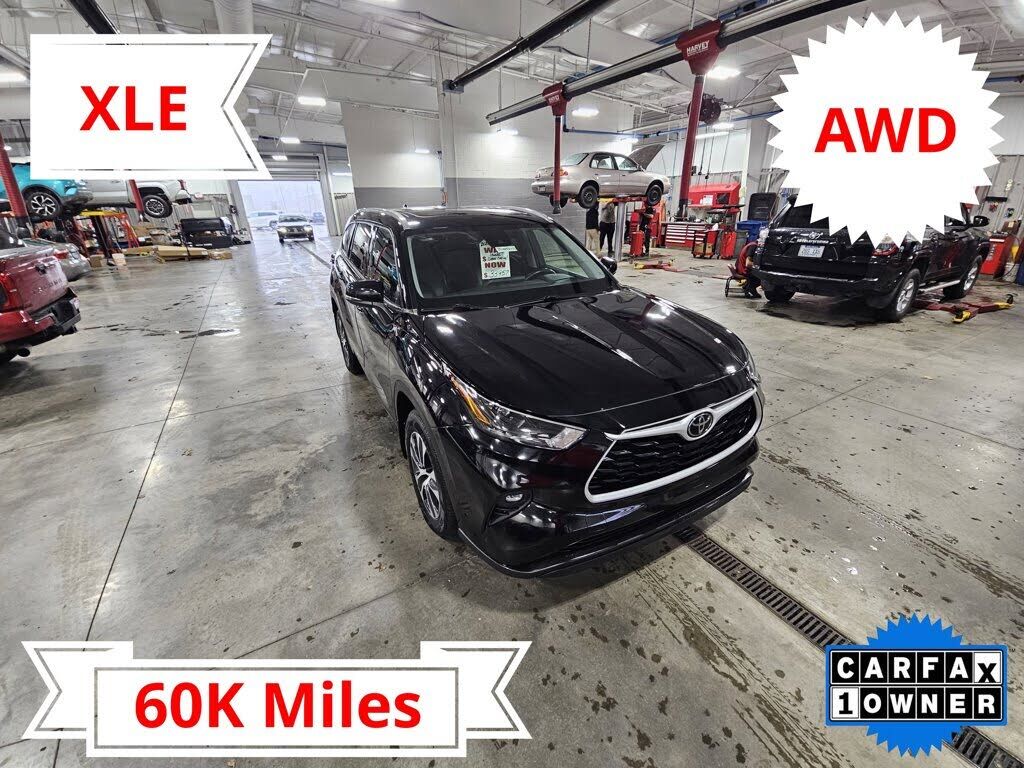 2022 TOYOTA Highlander