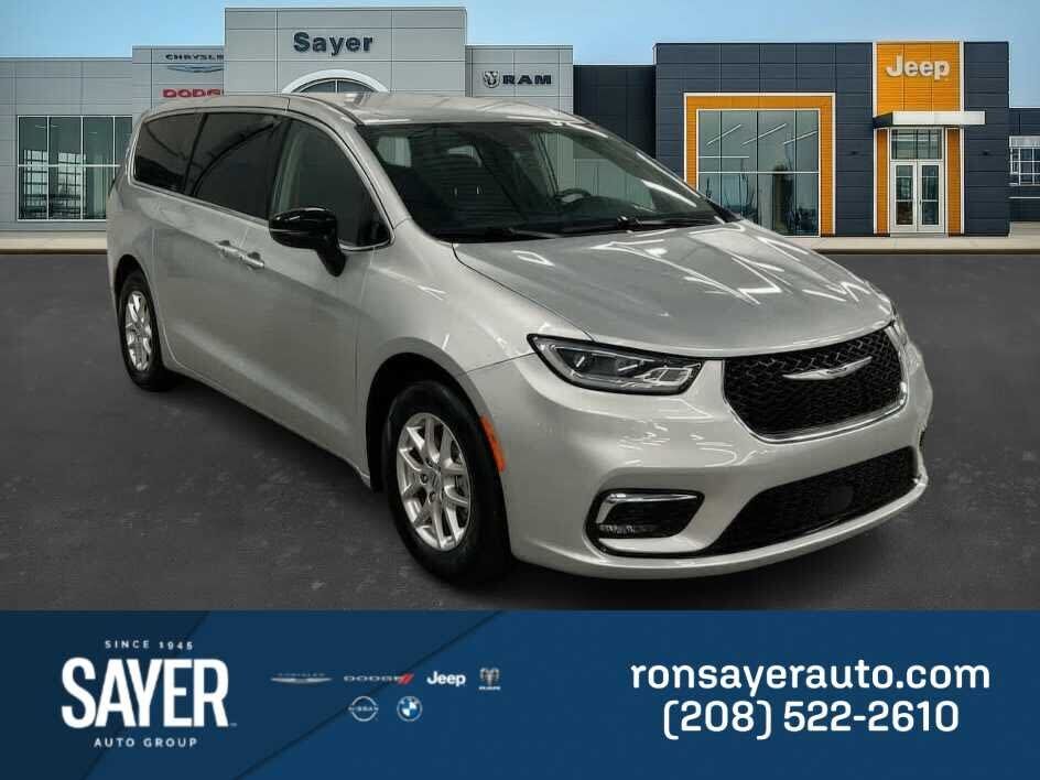 2024 CHRYSLER Pacifica