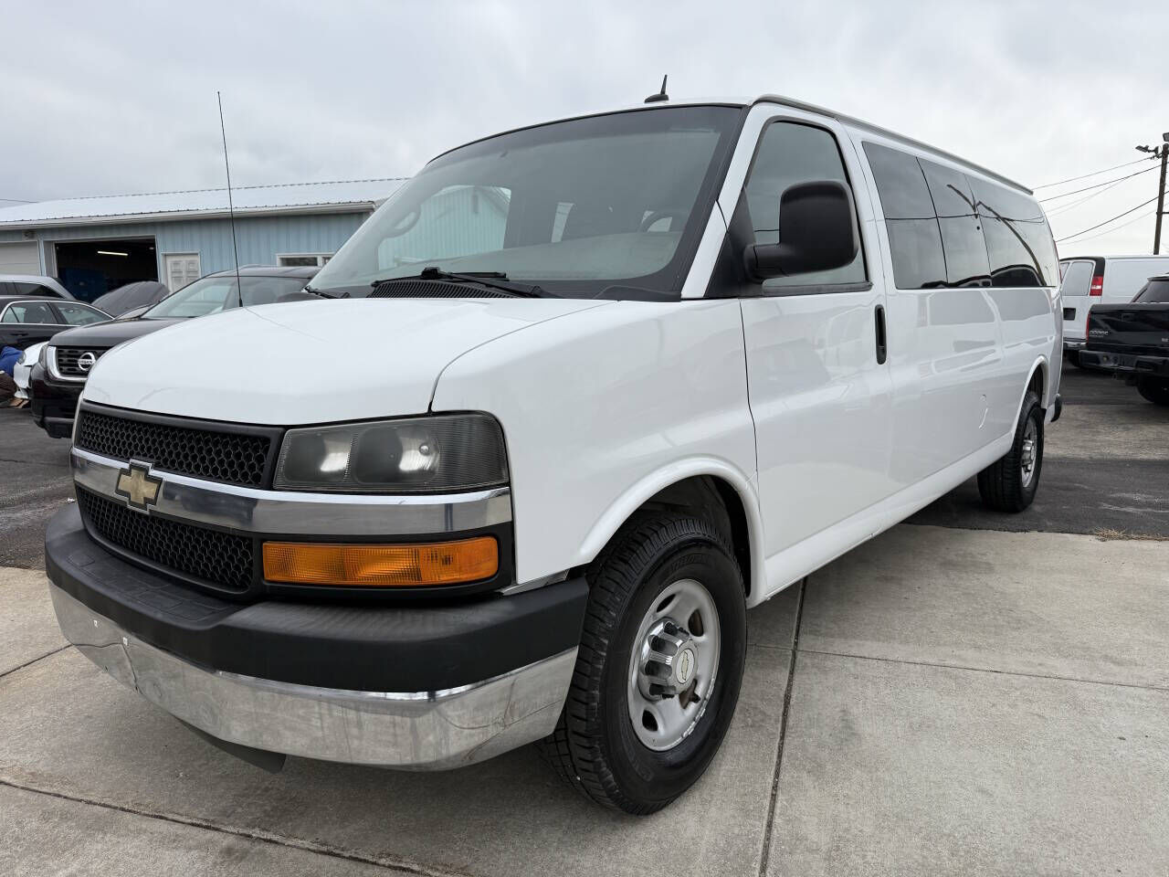 2011 CHEVROLET Express