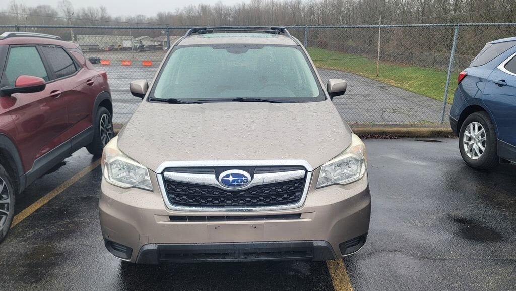 2015 SUBARU Forester