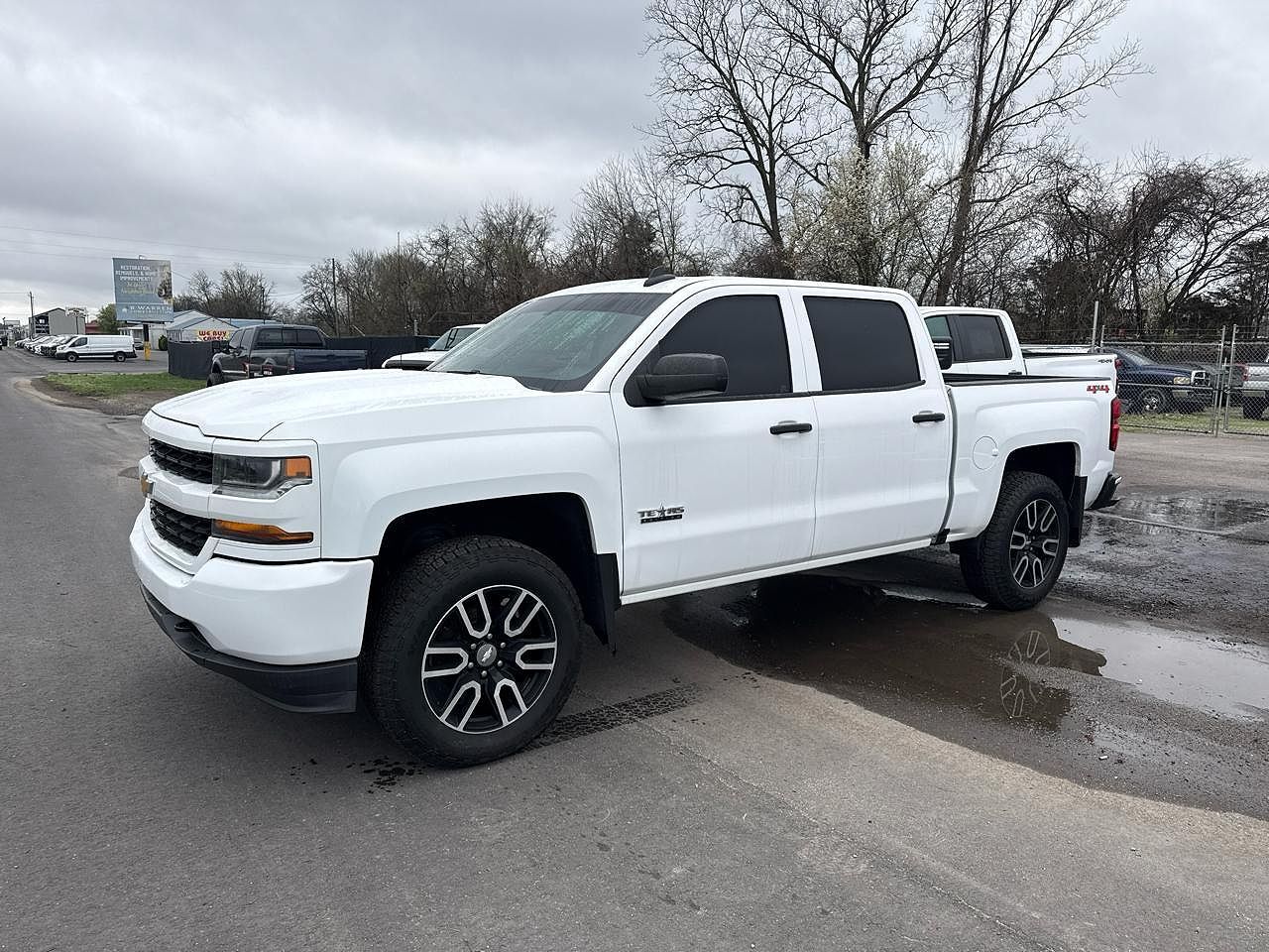 2018 CHEVROLET Silverado