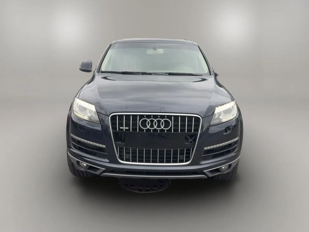 2011 AUDI Q7