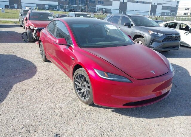 2024 TESLA Model 3