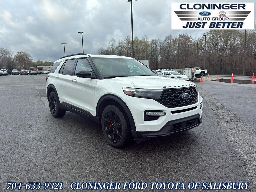 2023 FORD Explorer