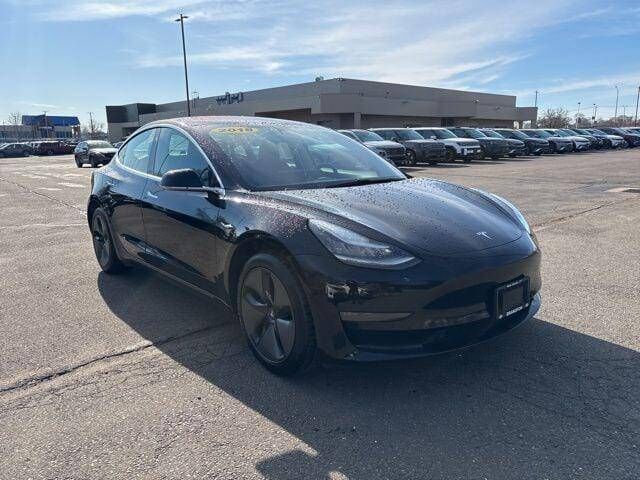 2018 TESLA Model 3