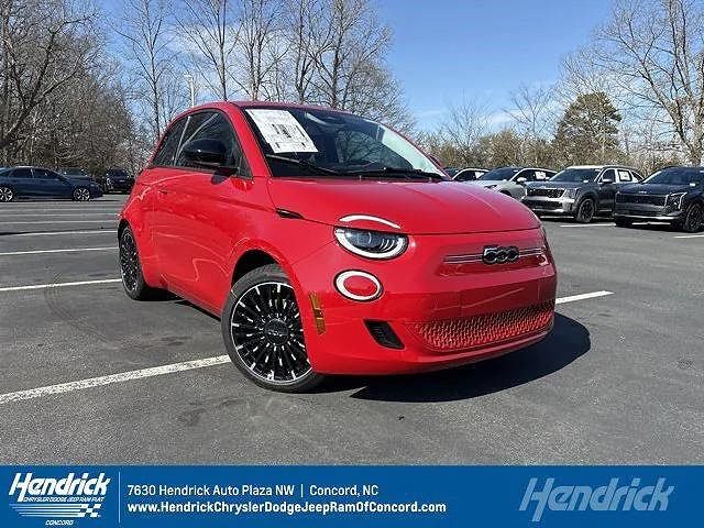 2025 FIAT 500e