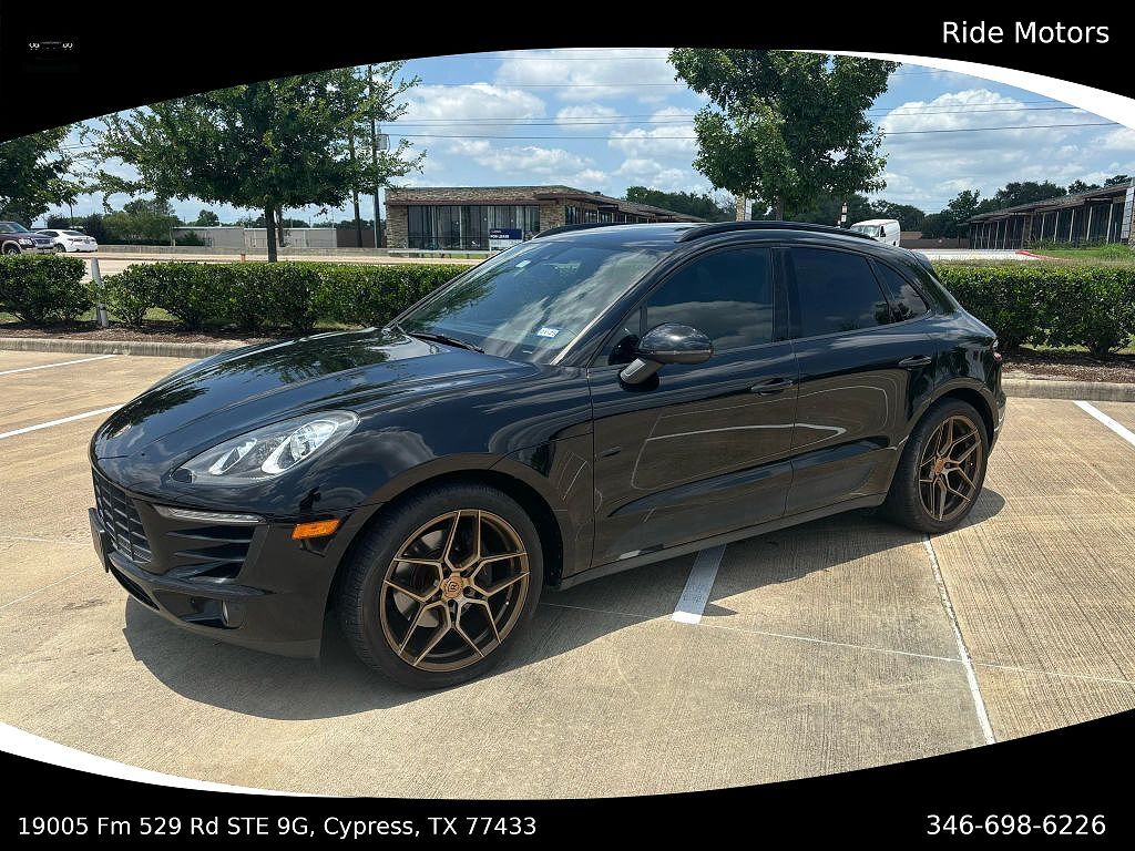 2018 PORSCHE Macan