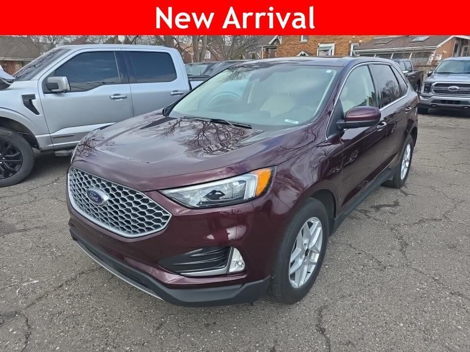 2023 FORD Edge