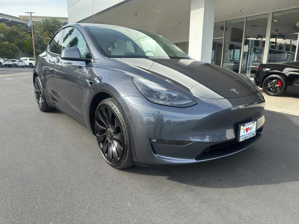 2021 TESLA Model Y