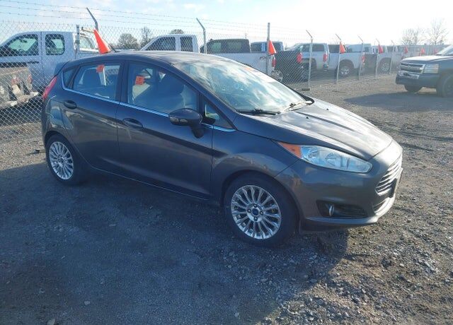 2015 FORD Fiesta