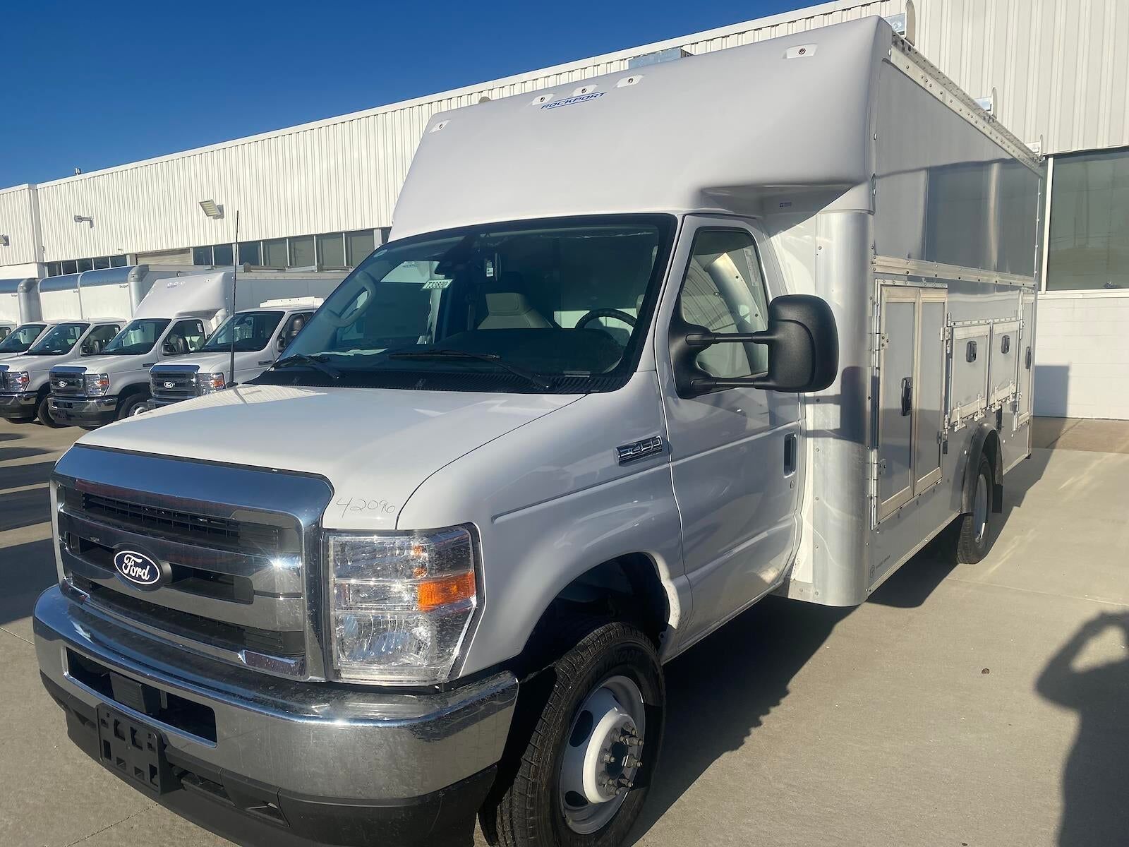 2026 FORD E-450