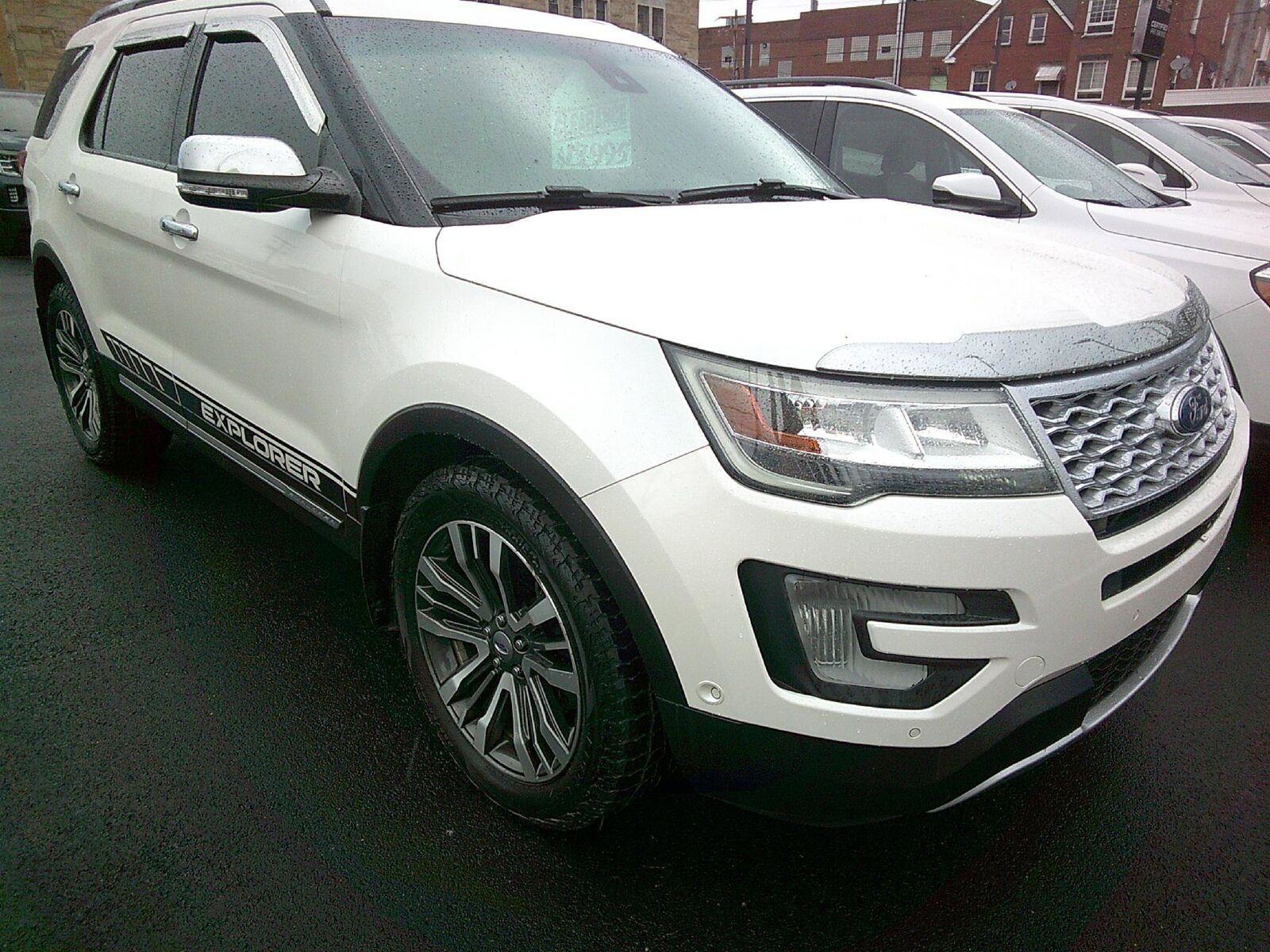 2016 FORD Explorer