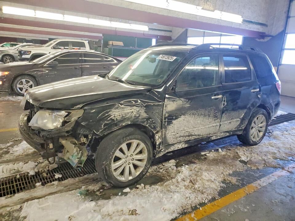 2013 SUBARU Forester