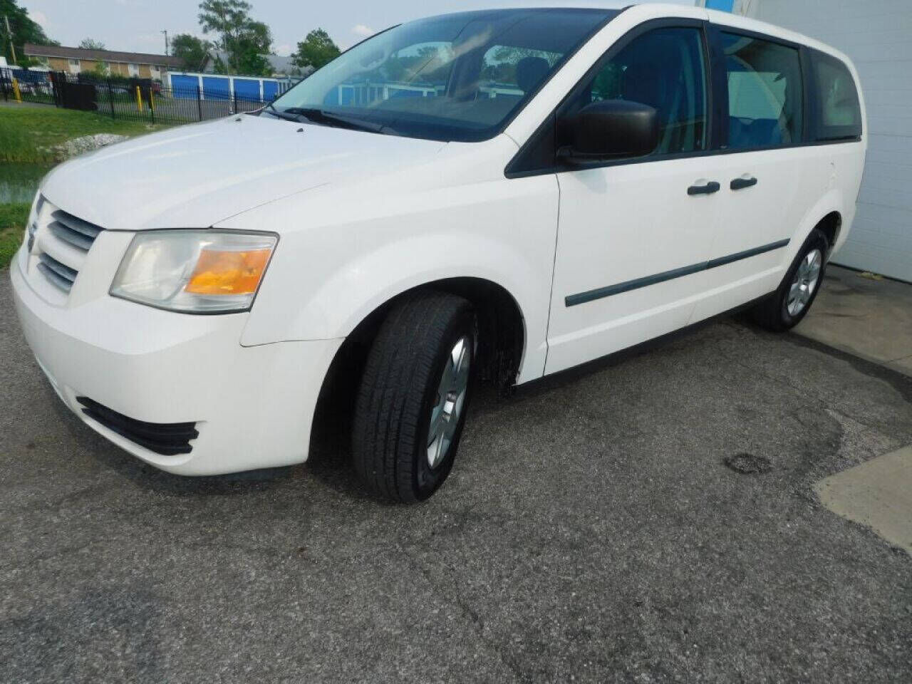 2008 DODGE Caravan