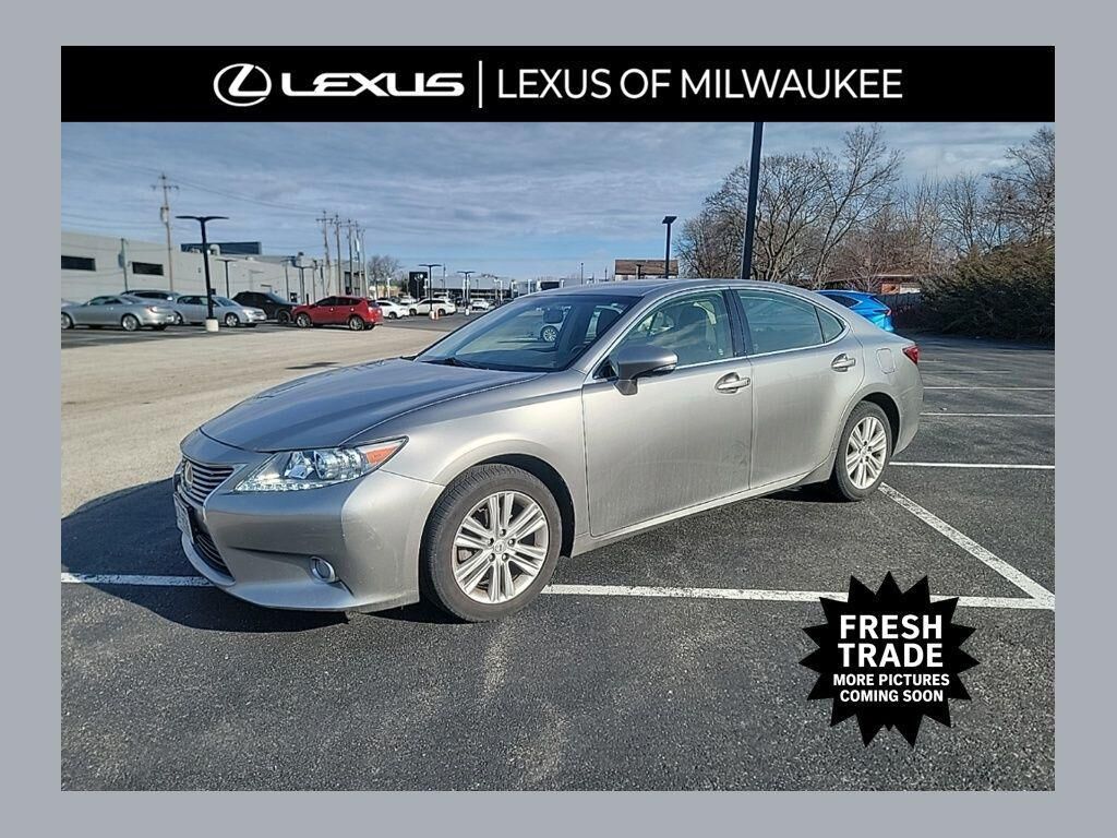 2015 LEXUS ES