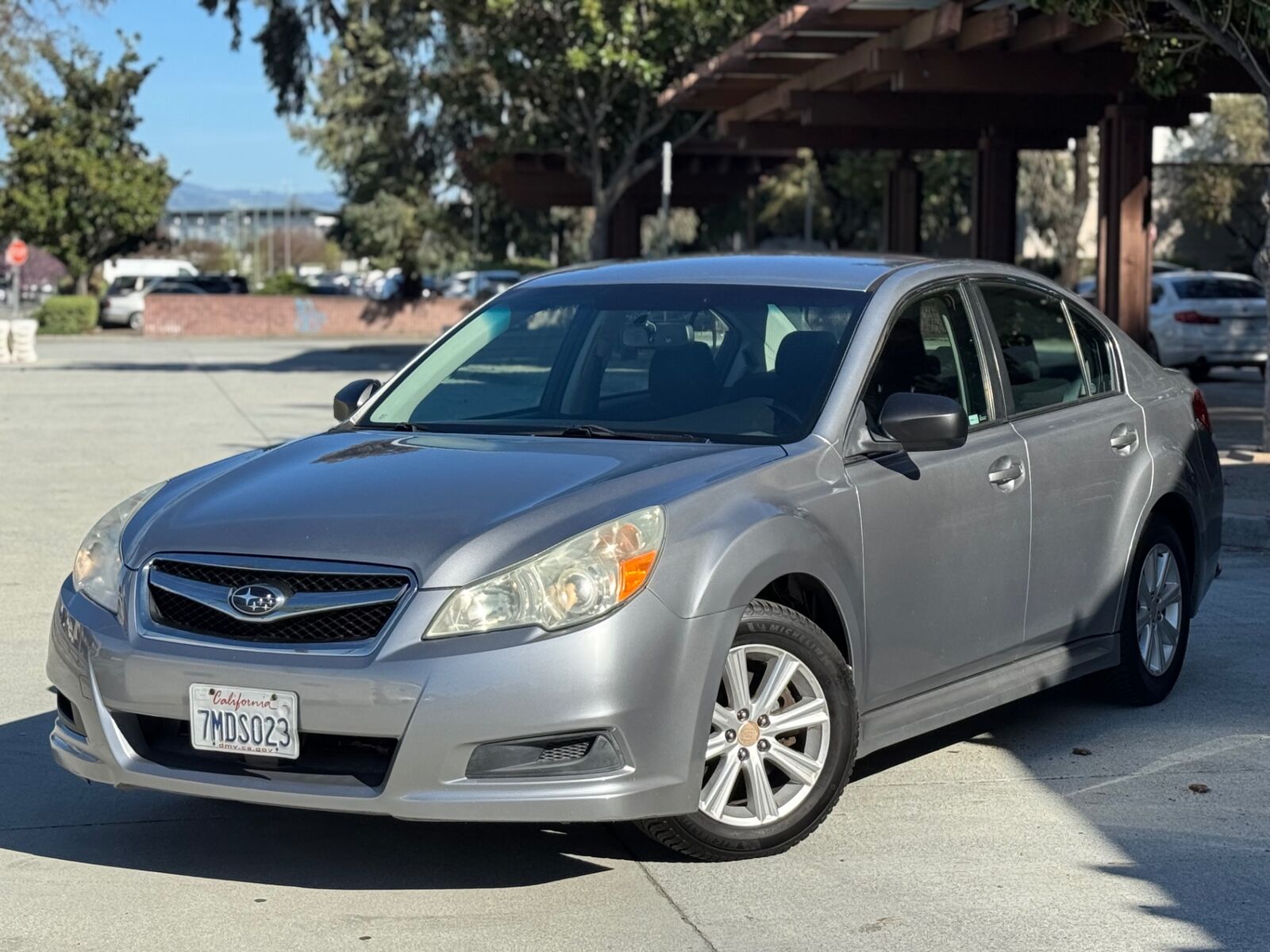 2011 SUBARU Legacy