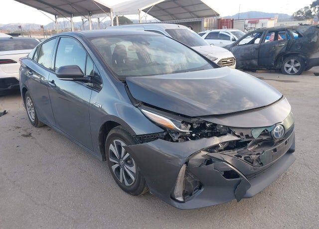 2017 TOYOTA Prius