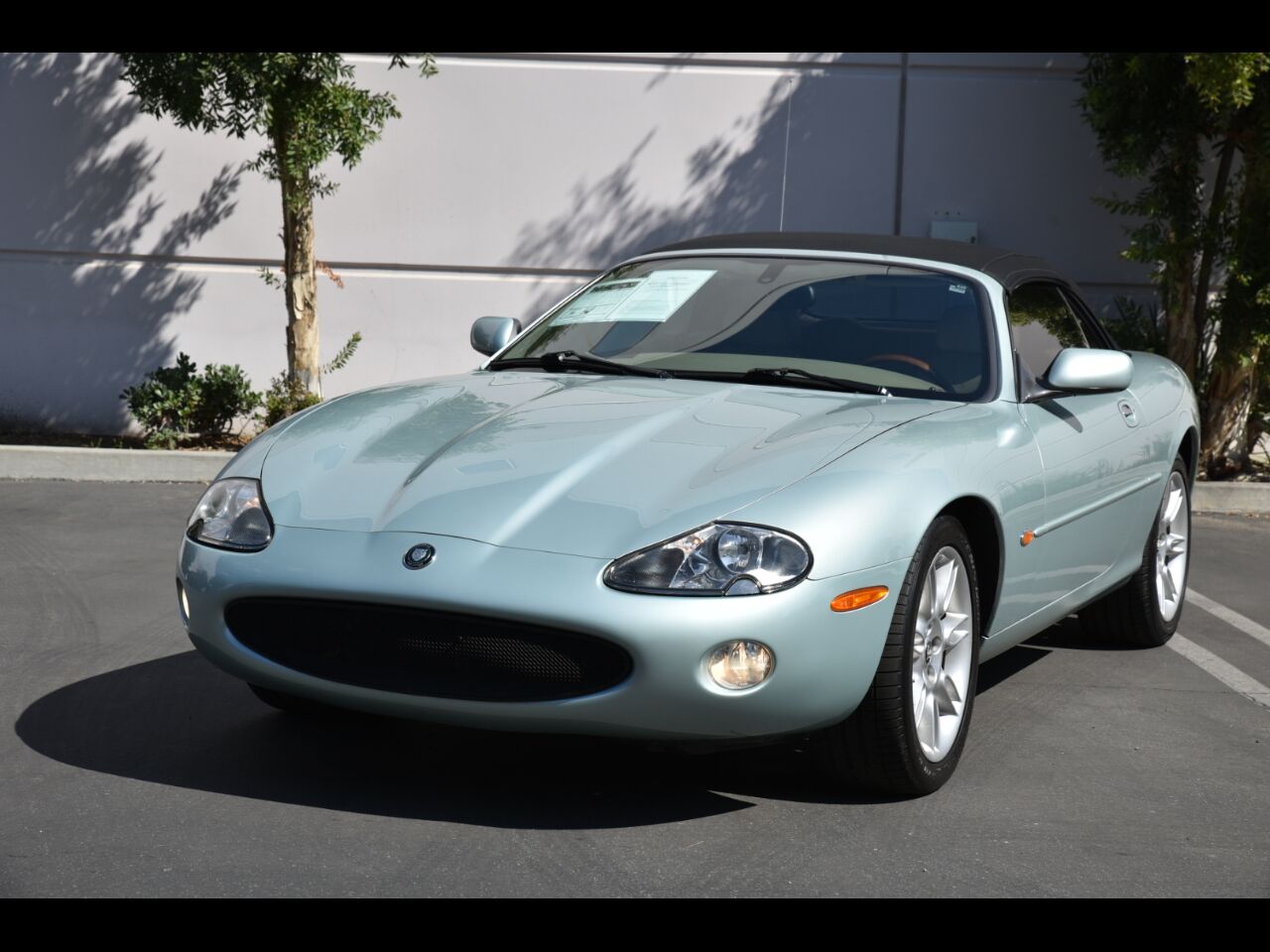 2001 JAGUAR XK8