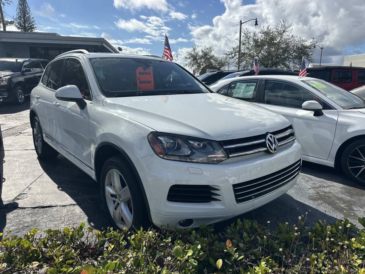 2014 VOLKSWAGEN Touareg