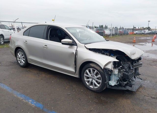 2014 VOLKSWAGEN Jetta