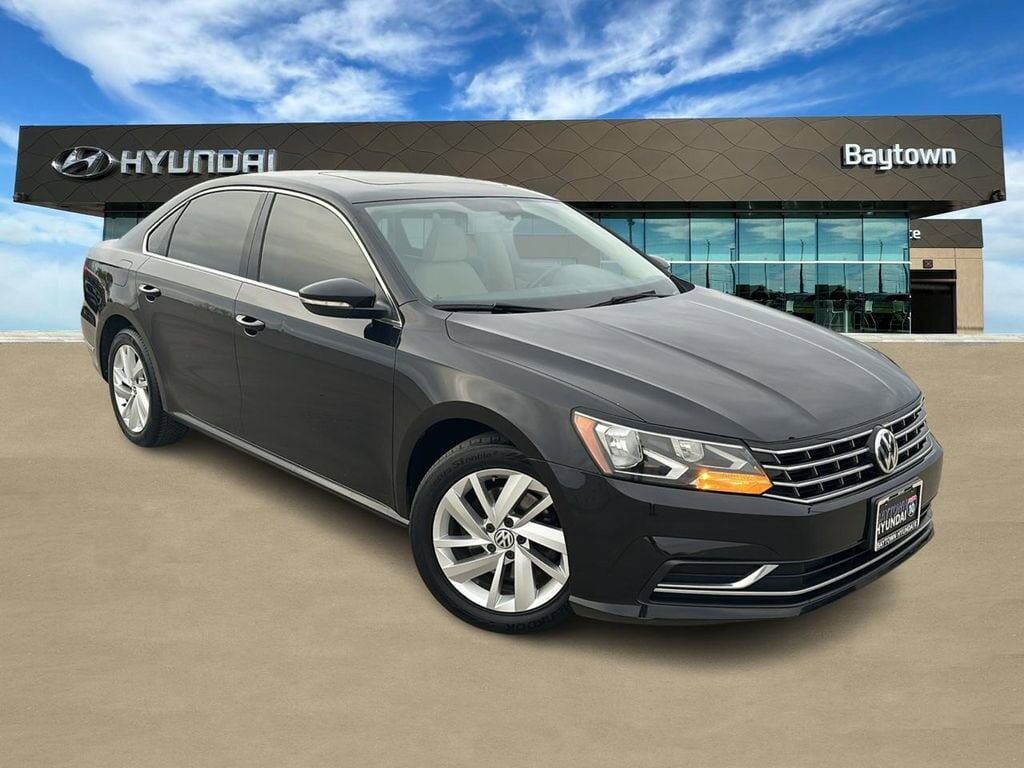 2018 VOLKSWAGEN Passat