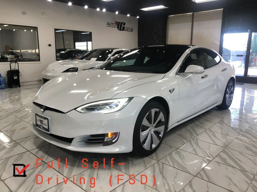 2021 TESLA Model S