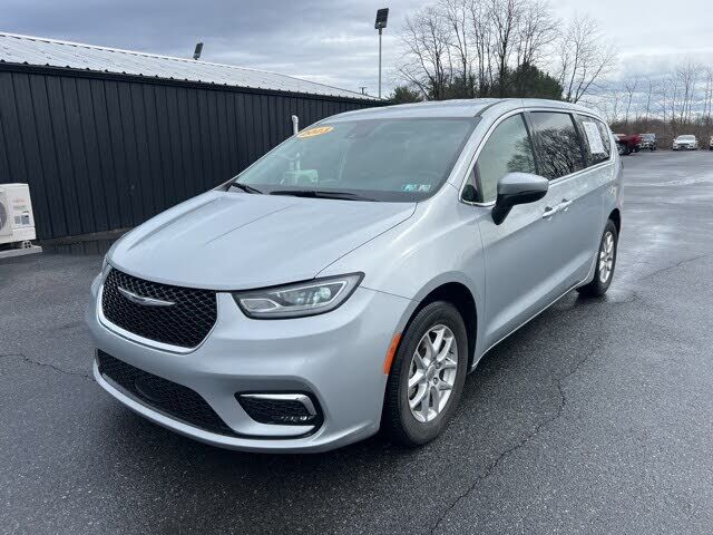 2023 CHRYSLER Pacifica