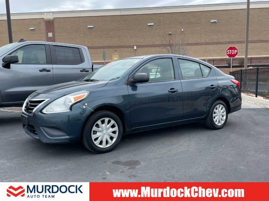 2015 NISSAN Versa