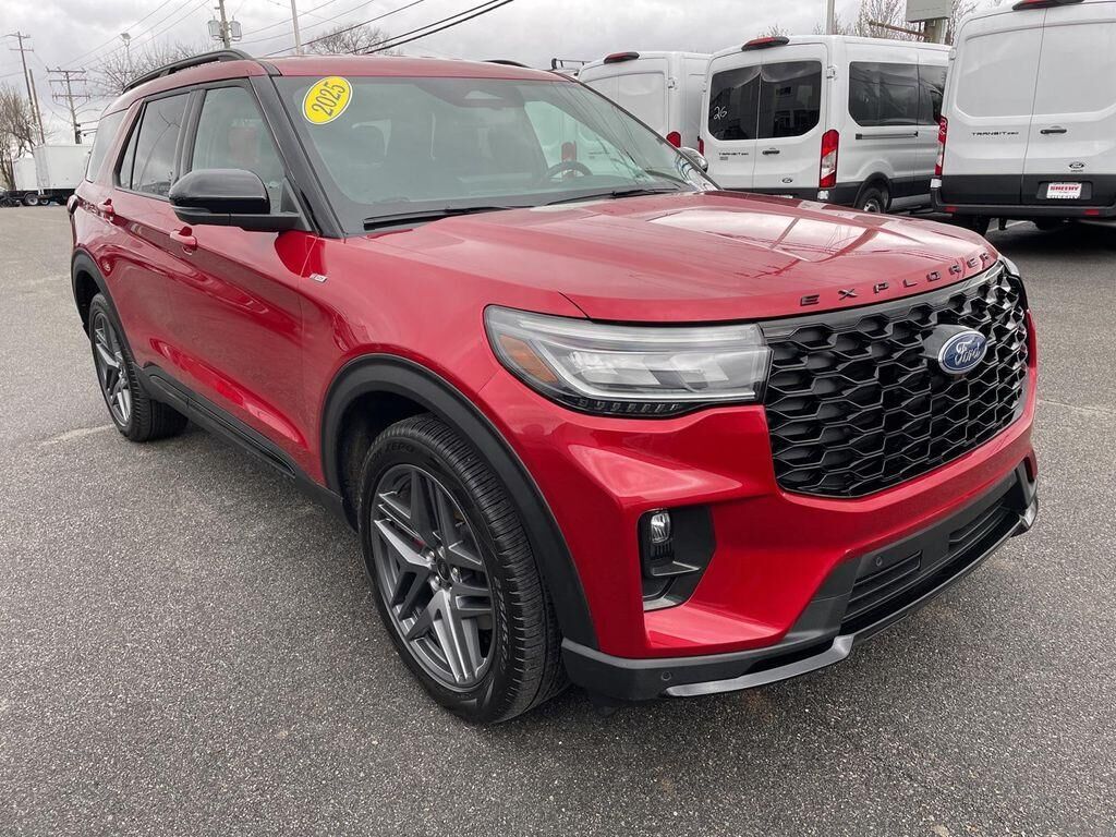 2025 FORD Explorer