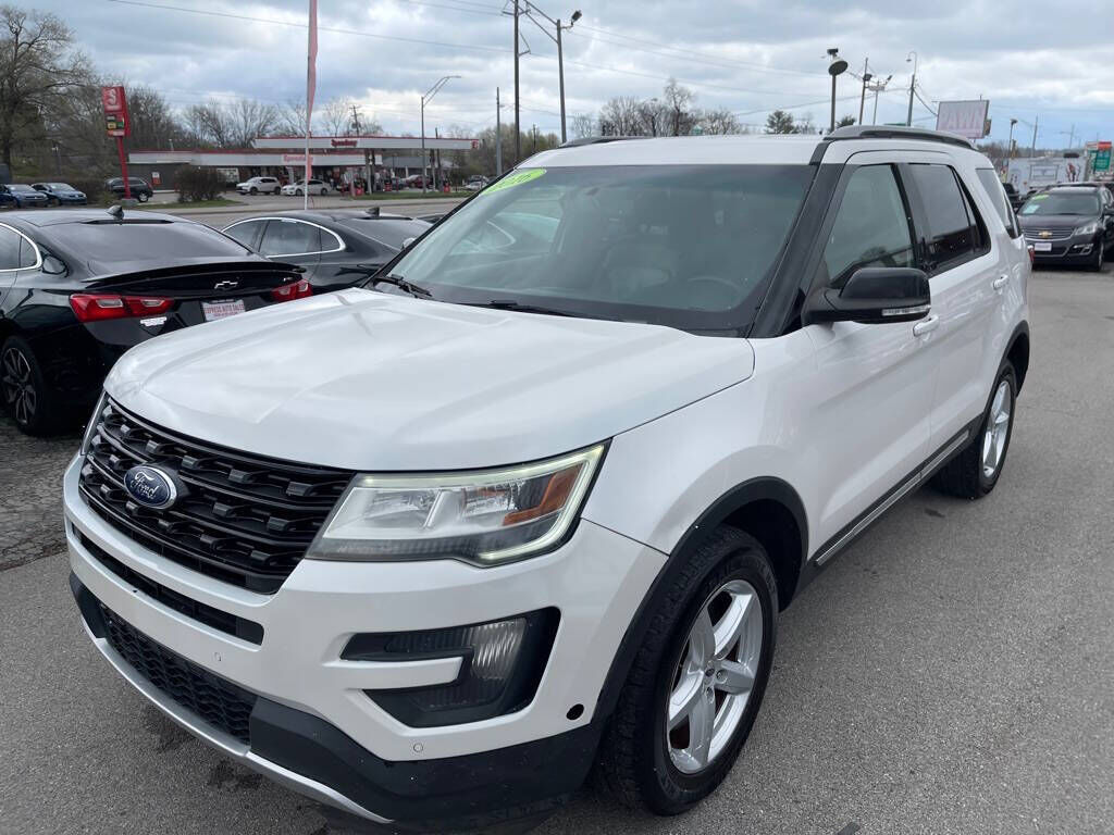 2016 FORD Explorer