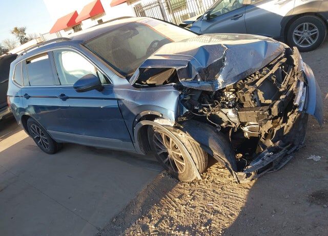 2020 VOLKSWAGEN Tiguan