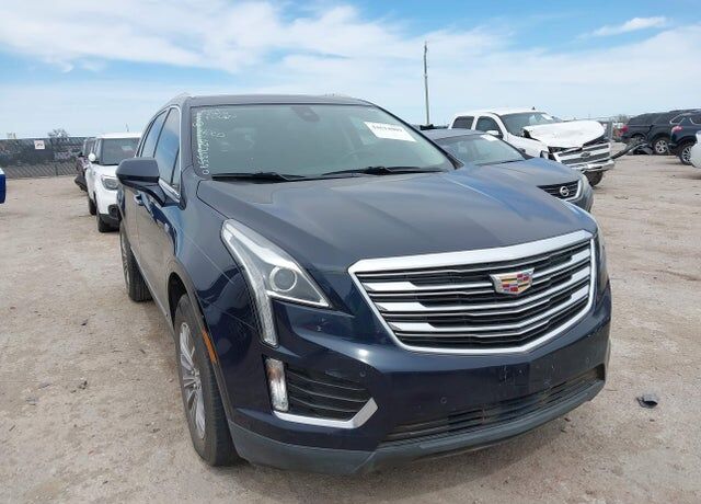 2017 CADILLAC XT5