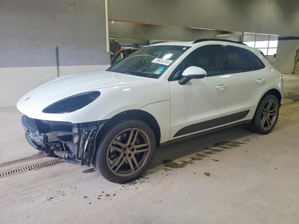 2020 PORSCHE Macan
