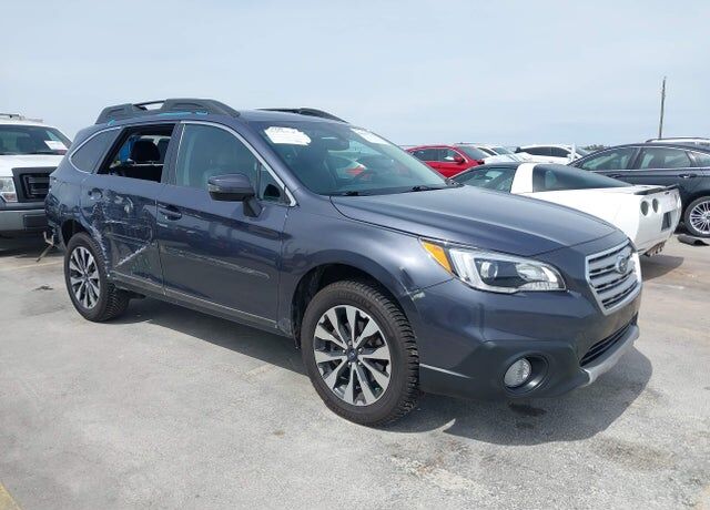 2017 SUBARU Outback