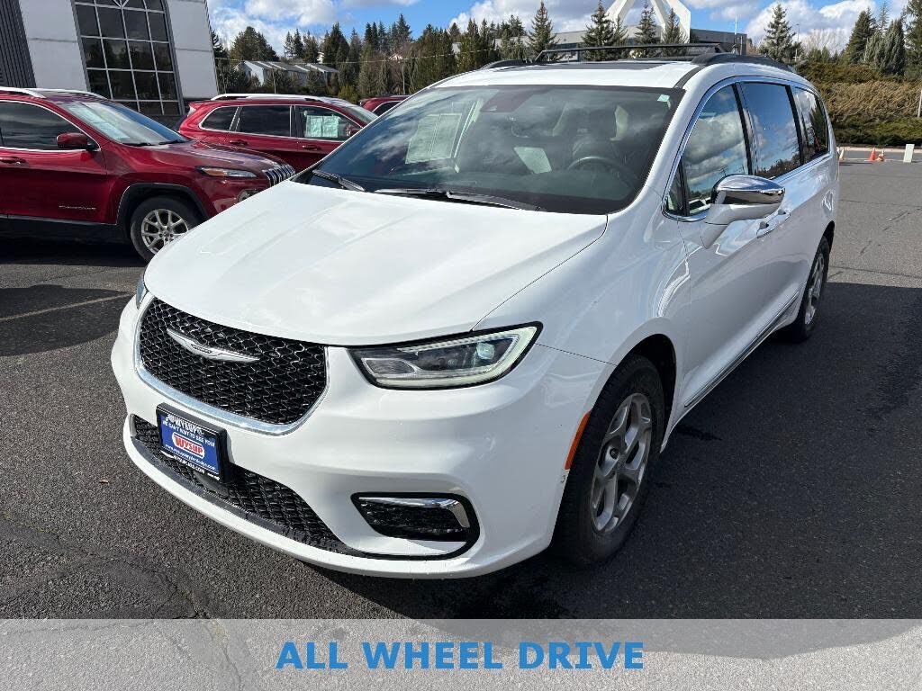 2022 CHRYSLER Pacifica