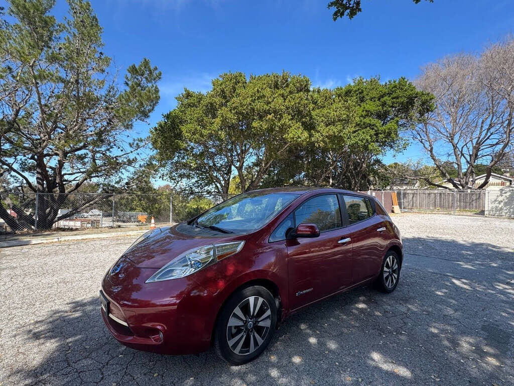 2014 NISSAN Leaf