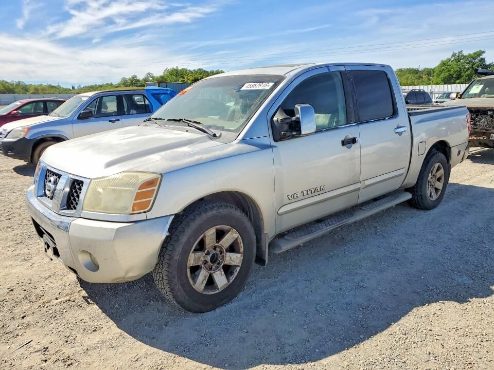 2005 NISSAN Titan