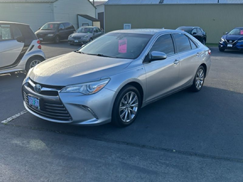 2016 TOYOTA Camry