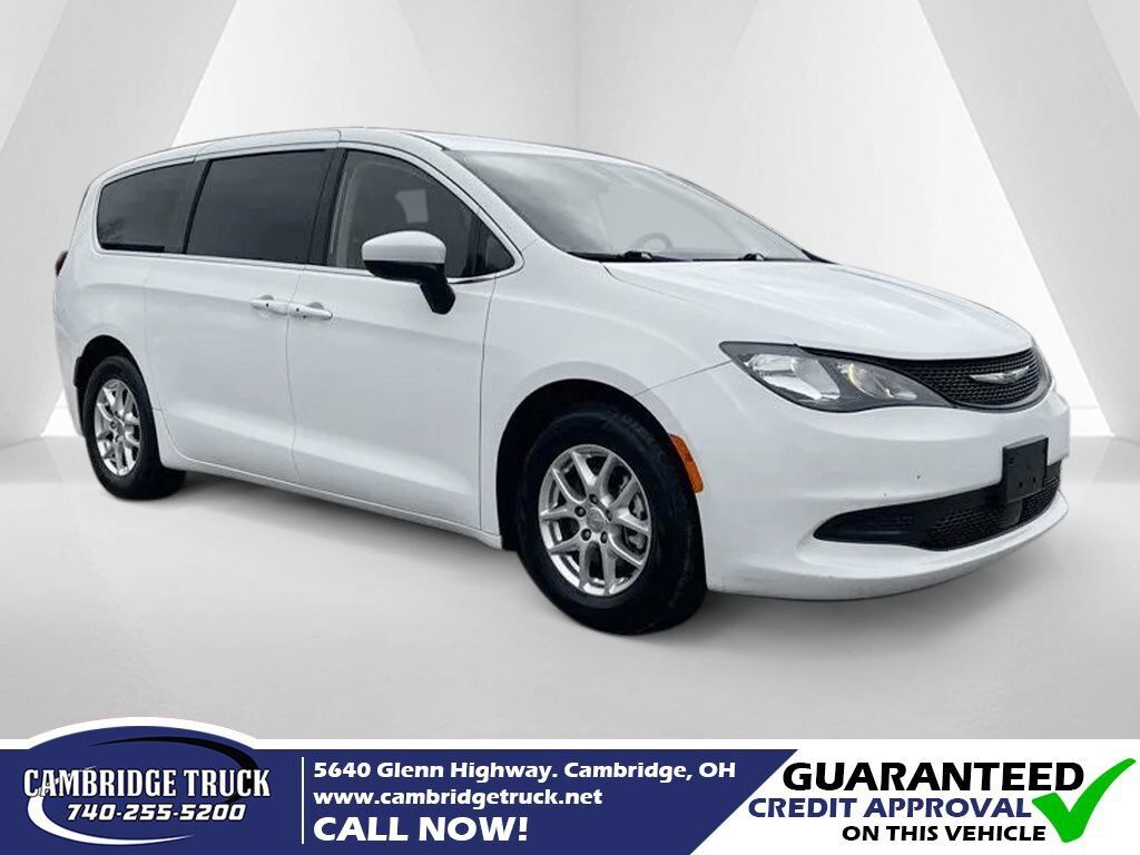 2022 CHRYSLER Voyager