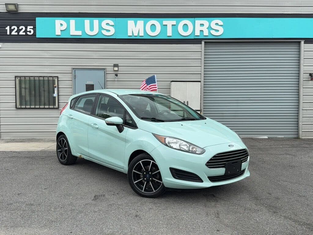 2017 FORD Fiesta
