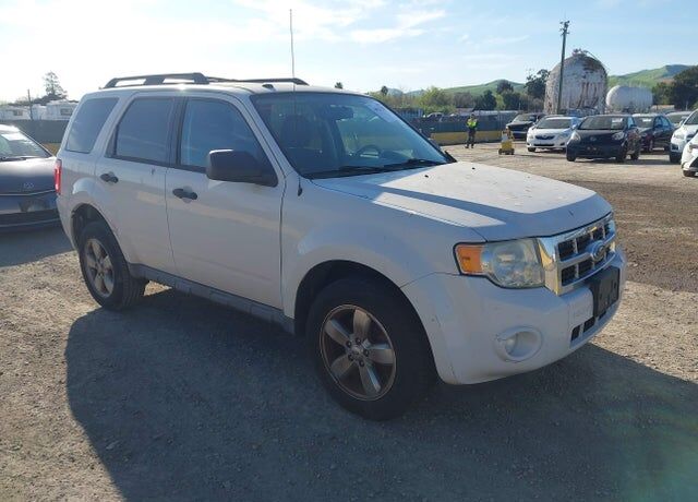 2010 FORD Escape