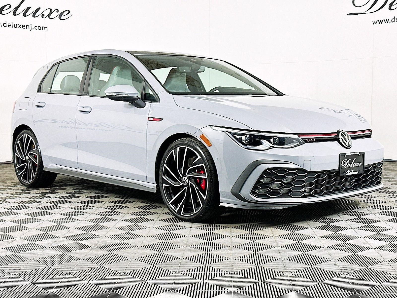 2024 VOLKSWAGEN Golf GTI