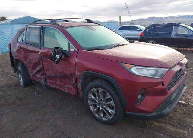 2019 TOYOTA RAV4