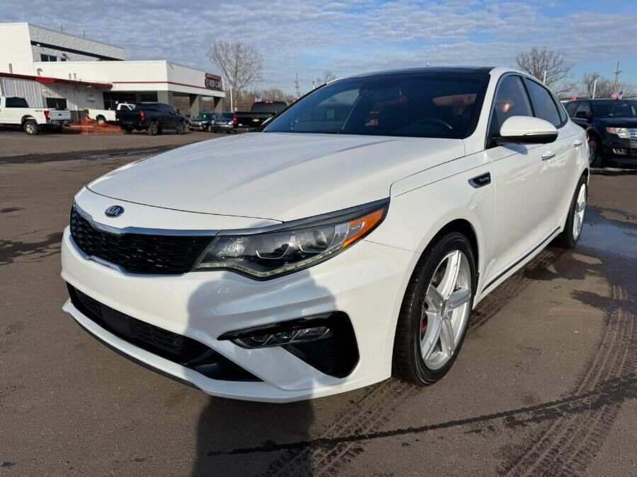 2019 KIA Optima