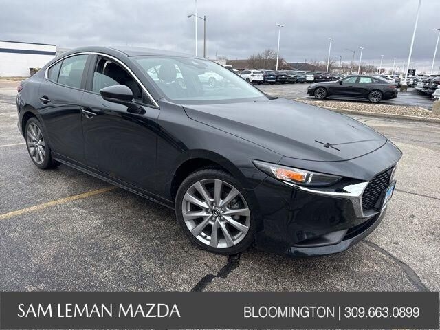 2022 MAZDA Mazda3