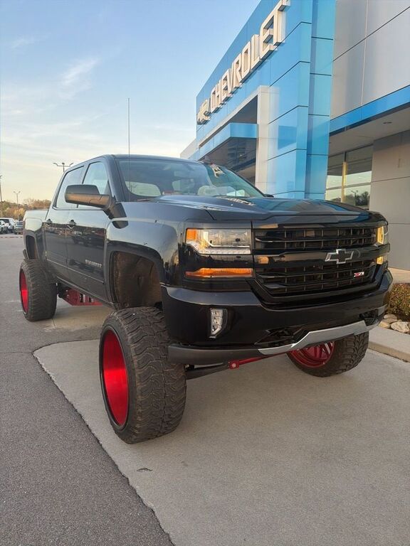 2018 CHEVROLET Silverado