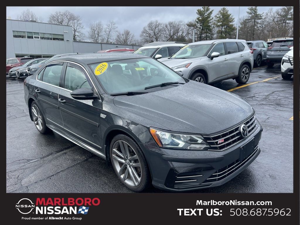 2016 VOLKSWAGEN Passat
